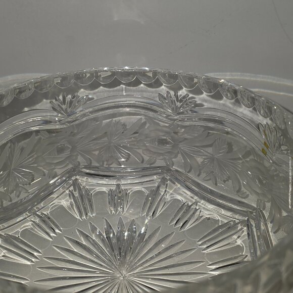 Crystal Clear Industries 24% Lead Crystal Bowl -Poland 7" diameter by 3" tall - Picture 9 of 10